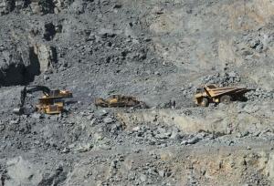 فرماندار بهار: بهره‌بردار معدن «باباعلی» خسارت انفجارهای فراتر از حد مجاز خود را تقبل کرد