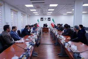 مخبر: جوانان نخبه قادر به ارائه راه‌حل‌های مؤثر برای مسائل کشور هستند