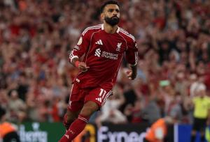 لیورپول بالاخره برد/ اشلوت به ماندن امیدوار شد