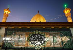 آیین لاله‌گردانی شام شهادت حضرت زهرا(س) در حرم شاهچراغ(ع)