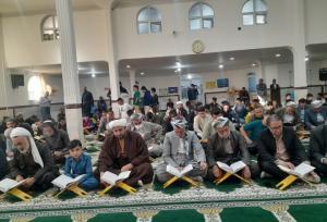 محفل قرآنی با حضور قاریان بین‌المللی در سقز برگزار شد