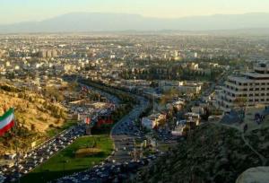 فرخ زاده: شیراز تا سال ۱۴۰۹ به شهری آلاینده تبدیل خواهد شد