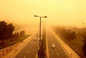 گرد و خاک در راه البرز