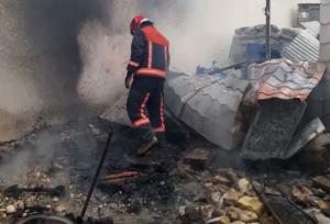 مهار حریق انبار روغن در سمنان؛ حادثه تلفات جانی نداشت