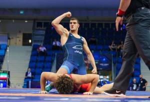 شکست سنگین استقلال در لیگ کشتی/ حسن یزدانی کشتی نگرفت