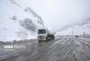 عبور و مرور در نطنز با زنجیر چرخ امکان‌پذیر است