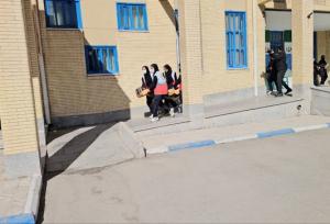 مانور سراسری زلزله در مدارس شهرستان زرند برگزار شد