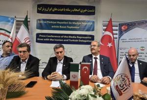 امضای ۳ تفاهم‌نامه همکاری با تجار ترک در رودسر