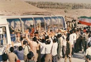 آزادگان شهرستان دشتی تجلیل شدند