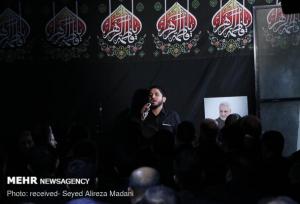 سینه‌زنی عاشقان بانوی دو عالم در شب شهادت حضرت زهرا(س)