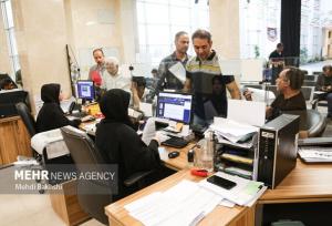 کاهش ساعات کاری ادارات و بانک‌های قم به دلیل شرایط اضطراری از ۲۸ خرداد
