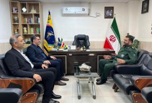 تأکید فرمانده سپاه ثارالله بر هم‌افزایی برای توسعه جزیره خارگ