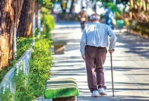 راه‌اندازی کارگروه تخصصی رسانه و فضای مجازی شهر دوستدار سالمند در همدان