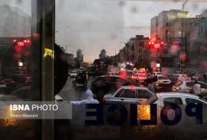 برخورد پلیس با تردد وسایل نقلیه سنگین در پایتخت