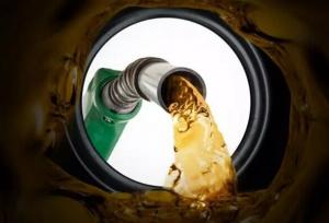 کشف بیش از  ۲۱ هزار لیتر سوخت قاچاق در میناب