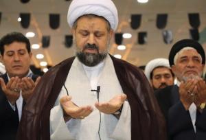 امام جمعه رباط کریم: اتحاد ملت ایران دشمن را به زانو درآورد