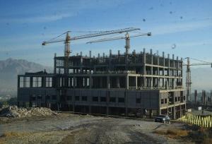 احداث بیمارستان ۵۵۰ تختخوابی کرمانشاه شتاب می‌گیرد