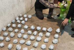 کشف ۴۷ کیلوگرم انواع مواد مخدر از دو قاچاقچی در پرند