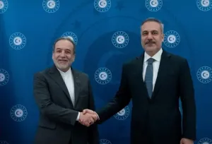 فیدان در کنفرانس با عراقچی: امیدواریم آمریکا حمله نکند