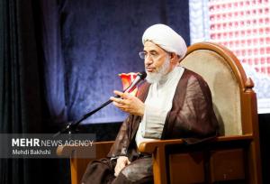 تأکید بر نقش بی‌بدیل ایرانیان در احیای هویت اصیل اسلامی