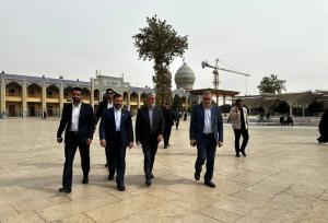 تشرف وزیر فرهنگ و ارشاد اسلامی به حرم شاهچراغ(ع)