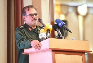 فرهنگ عاشورا رمز شکست دشمن و موفقیت ملت ایران در دفاع مقدس