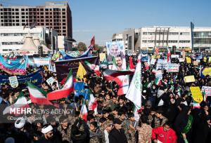 حضور پرشور مردم تبریز در راهپیمایی ۱۳ آبان؛ حماسه‌ای میان نسل‌ها