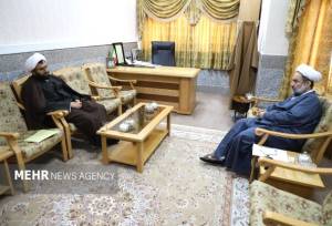 امام جمعه زاهدان: ارتباطات مردمی ستادهای نماز جمعه بیشتر شود