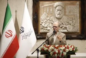 احمدی: هنر نمایش، پلی به گذشته پرافتخار است