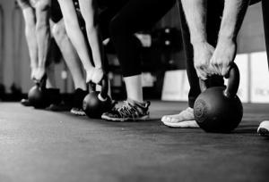 کراسفیت از فدراسیون وزنه‌برداری جدا شد