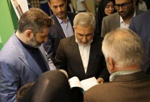 اسماعیلی: رواج فضای مجازی باعث کسادی بازار خرید کتاب چاپی شده است