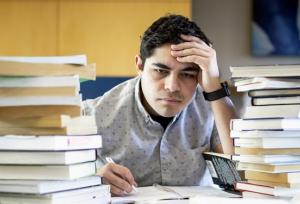 راهکار والدین برای کمک به دانشجویان چیست؟