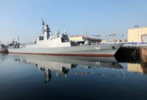 پایگاه شناوری «کردستان»  و ناوشکن «سهند» به نیروی دریایی ارتش ملحق شد