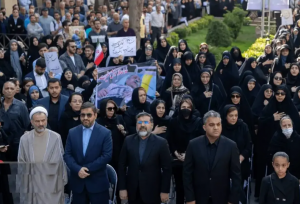 درباره عکسی که از مراسم محمد کاسبی وایرال شد