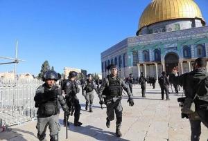 ورود دهها شهرک نشین صهیونیست به مسجدالاقصی