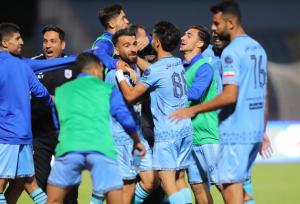 چادرملو صدرنشین شد، پرسپولیس به کورس بازگشت