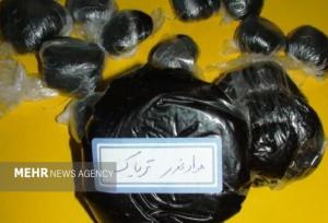 رستم پور: ۳۰ کیلو گرم تریاک در ورودی شهر میاندوآب کشف شد