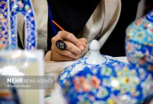 صنایع دستی ظرفیت اقتصادی بالایی برای اشتغالزایی در میان بانوان دارد