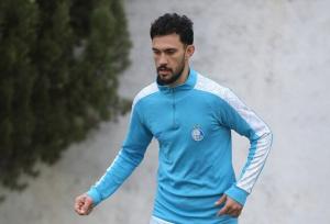 آزادی: امیدوارم مقابل المحرق با تمرکز باشیم