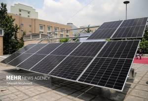 ظرفیت انرژی خورشیدی پشت‌بامی تهران به ۱۲۰ مگاوات می‌رسد