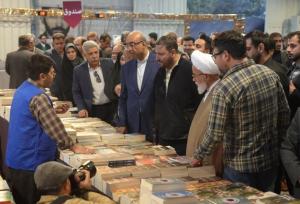 پانزدهمین نمایشگاه سراسری کتاب کرمانشاه پس از هفت سال وقفه افتتاح شد