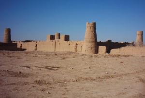 آغاز مرمت عمارت برج یزدان‌آباد شهرستان زرند 
