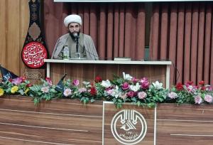 نظام جمهوری اسلامی ایران بر مبنای اسلام ناب است