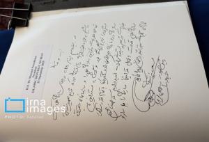 دستخط رئیس جمهور در دفتر یاد بود سازمان ملل