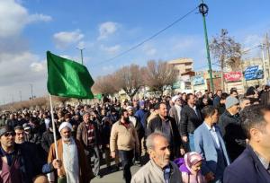 راهپیمایی مردم همدان در محکومیت هتک حرمت به قرآن و مقدسات