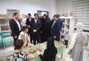 استاندار قم: «شاددُخت» الگوی موفق هم‌افزایی برای تقویت ارتباط نسل‌هاست