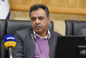 با انباشت بدهی مواجه‌ایم/ فاز اول قطار شهری تا پایان سال آینده قابل استفاده می‌شود