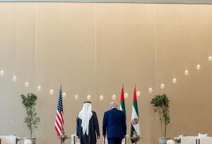 تصاویر جنجالی ترامپ در جریان سفر به امارات