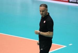 پیمان اکبری: نباید همیشه از تیم ملی والیبال انتظار برد داشت