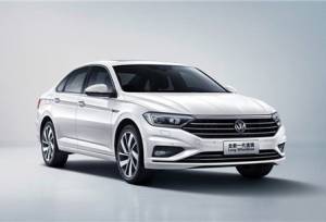 کاهش فروش متوالی بنزینی ها در ۶ سال گذشته